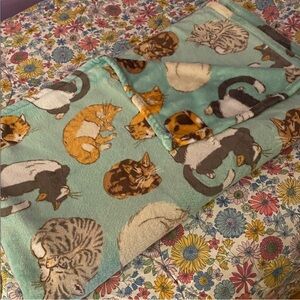 Kohls Cat Themed Fleece Throw